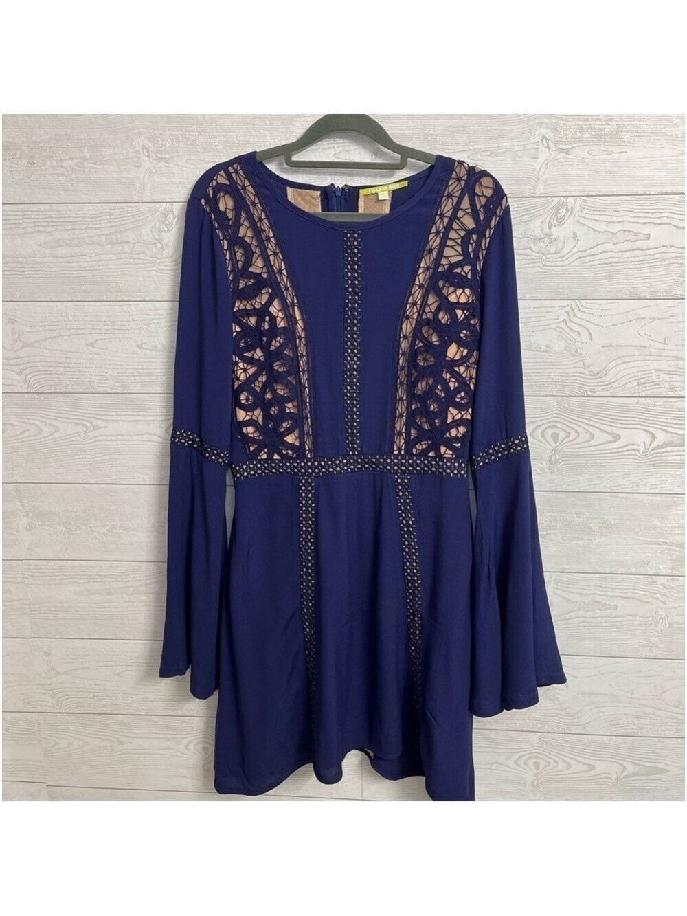 Gianni bin I Women’s Rayon Royal Blue Lace Long Sleeve Mini Dress. Size M